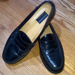 Bostonian Classic Black Leather loafers size 12